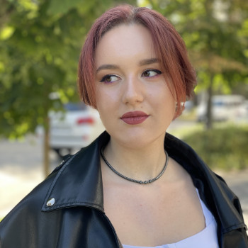 Макіяж
                    Візажист  Бровари