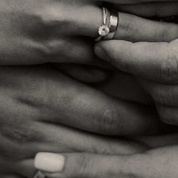 Весільний день у деталях
 
 #весільна фотосесія
 #фотосесія лав сторі
 #фотосесія пари, фото - Фотограф Вікторія Соколовська