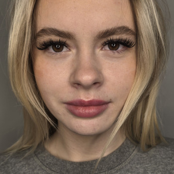 Нарощення вій
                    Салон краси Beauty for you Київ