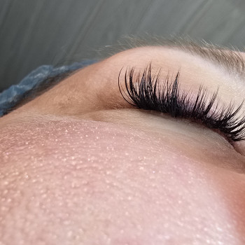 Нарощення вій
                    Салон краси Beauty for you Київ