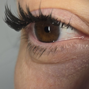 Нарощення вій
                    Салон краси Beauty for you Київ