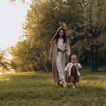 Вулична сімейна фотосесія / на природі
                    Фотограф Виктория Винница