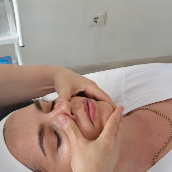 Класичний масаж Київ