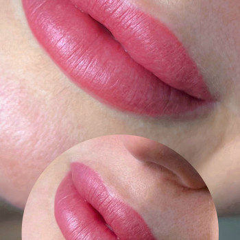 Татуаж / Перманентний макіяж губ
                    Мастер перманентного макияжа Инна Львов