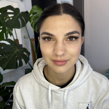 Нарощування вій 4-5 Д
                    Лешмейкер Анна Киев