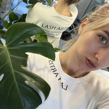 Нарощування вій 4-5 Д
                    Лешмейкер Анна Киев