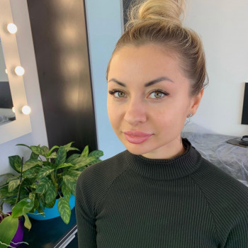 Нарощуаання вій 3д
                    Лешмейкер Анна Київ