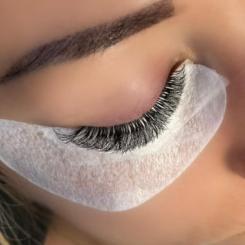 Нарощування вій
                    Лешмейкер  Ірпінь