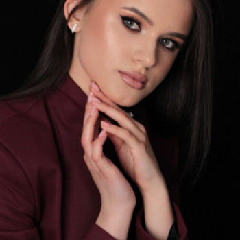 Ксенія , Ужгород Фото - 5