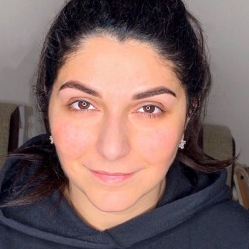 Перманентний макіяж брів 
 
 
 