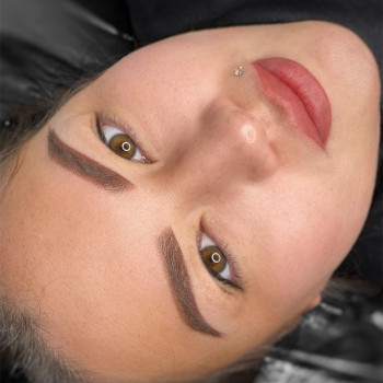 Перманентний макіяж/ Татуаж/ Пудрове напилення
                    Косметолог-ін'єкціоніст Татьяна Київ