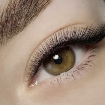 Профессиональное наращивание ресниц
                    Лешмейкер Лидия Кропивницкий