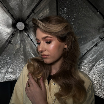 Зачіска
                    Візажист Неля Вінниця