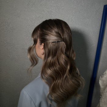 Зачіска
                    Візажист Неля Вінниця