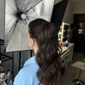 Зачіска
                    Візажист Неля Вінниця