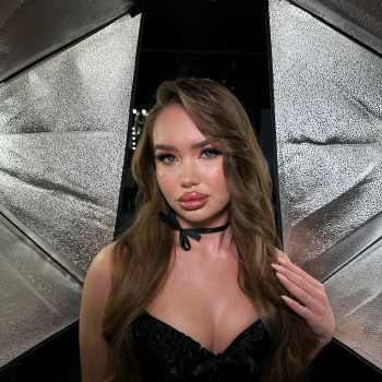 Макіяж
                    Візажист Неля Вінниця