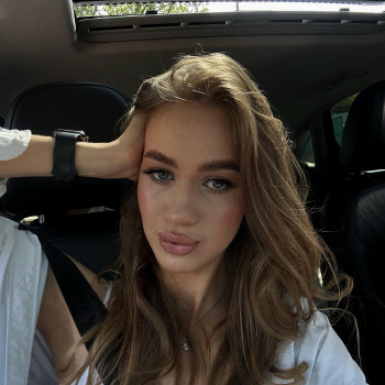 Макіяж
                    Візажист Неля Вінниця