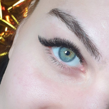 Наращивание ресниц
                    Лешмейкер Ксения Дніпро