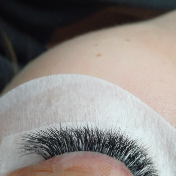 Наращивание ресниц
                    Лешмейкер Ксения Дніпро