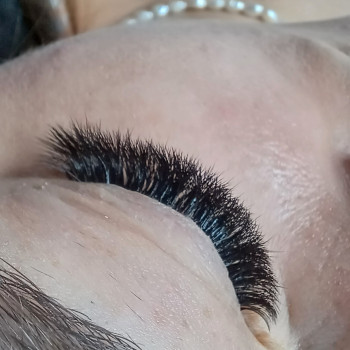 Наращивание ресниц
                    Лешмейкер Ксения Дніпро