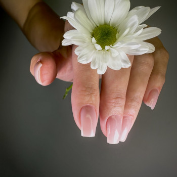 Покриття гель-лак (опил форми і покриття)
                    Нігтьова студія Маникюрный дом Одеса