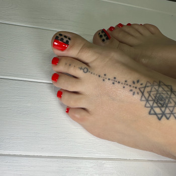КОМПЛЕКС «MEDIUM PEDICURE» (ЗНЯТТЯ, ПОВНИЙ ПЕДИКЮР, ОДНОТОННЕ ПОКРИТТЯ)
                    Нігтьова студія Маникюрный дом Одеса