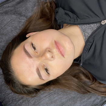 Перманентний макіяж брів
                    Майстер перманентного макіяжу Юлия Олександрія