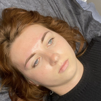 Перманентний макіяж брів
                    Майстер перманентного макіяжу Юлия Олександрія