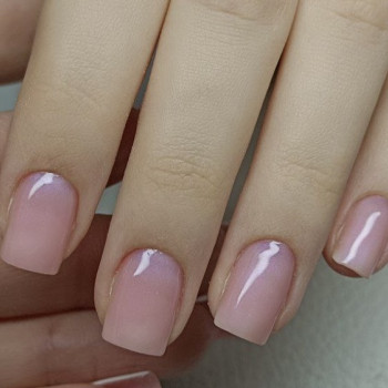 Манікюр
                    Майстер манікюру Наталья Кременчук