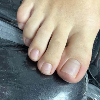 Педикюр
                    Мастер маникюра Наталья Кременчуг