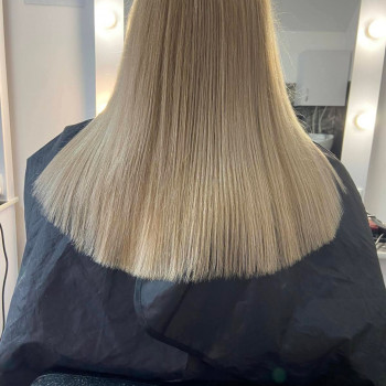 Вирівнювання волосся та підтримання кінчиків