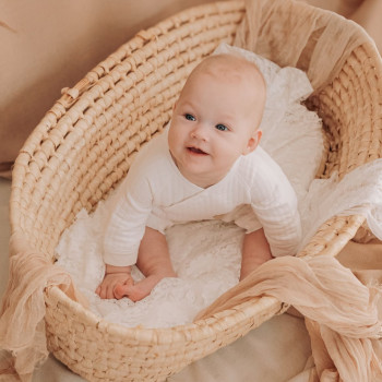 Фотосессия малышей 3-12 месяцев
                    Фотограф Вероника Одесса