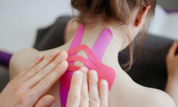 Тейпування Масажист Татьяна Хмельницький