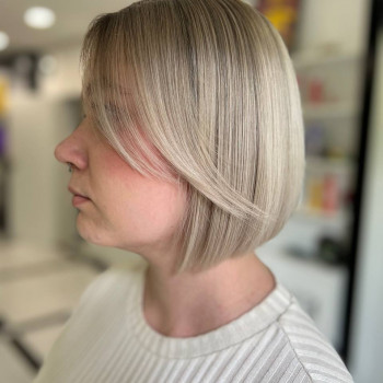 Фарбування з освітленням, шатуш
                    Салон красоты Fargo Киев