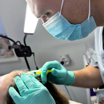 Мезотерапія шкіри голови
 
 
 
 