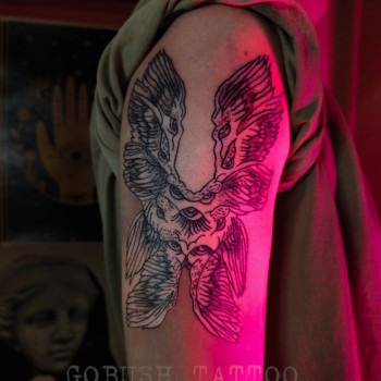 Тату на плече абстракция, фото - Тату мастер Дария Сухомяс