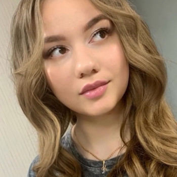 Макіяж
                    Парикмахер-визажист Елена Харьков