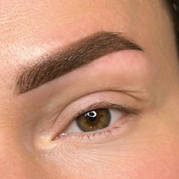 Коррекция перманентного макияжа/ татуажа
                    Мастер перманентного макияжа Александра Кривой Рог