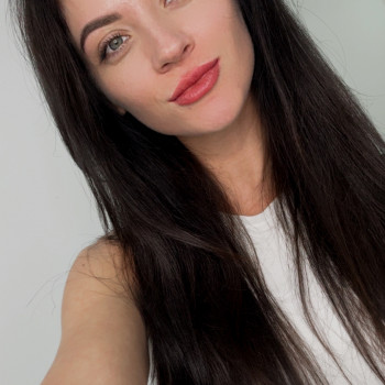 Губи і брови