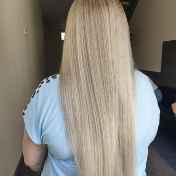 Air touch
                    Перукар-колорист Рясна Кременчук