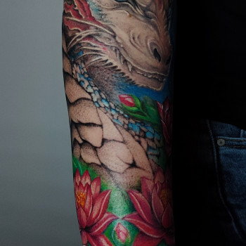 Тату рукав кольорові дракон, фото - Тату салон Tattoo Code