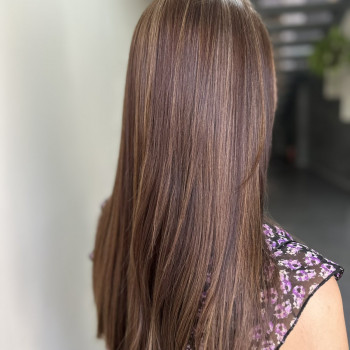 Выход из черного
                    Парикмахер-колорист Рясна Кременчуг