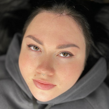 Перманентний макіяж стрілка
                    Майстер перманентного макіяжу Алина Вінниця