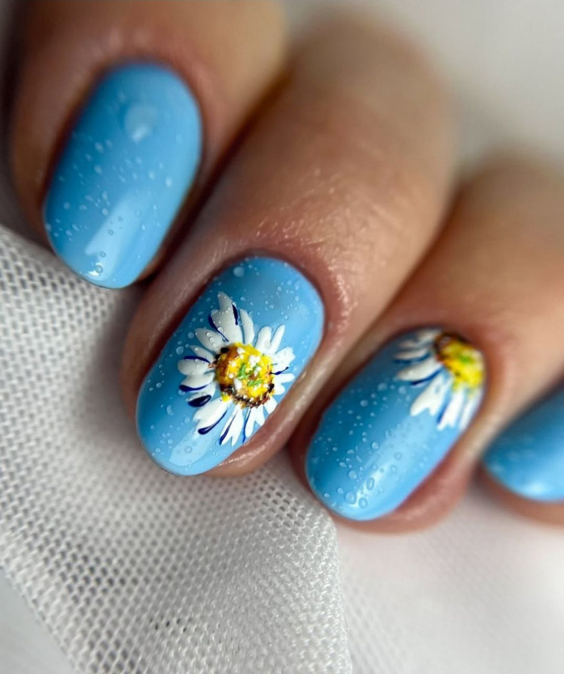 Блакитний манікюр ромашки, фото - Майстер манікюру Анна Шафран