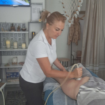 Загальний оздоровчий масаж з лімфодренажем
                    Масажист Марина Чернівці