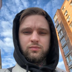 Спикер Владислав Костенюк