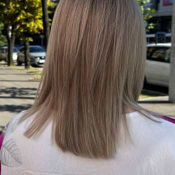 Тонування волосся
                    Салон красоты Charisma Запорожье