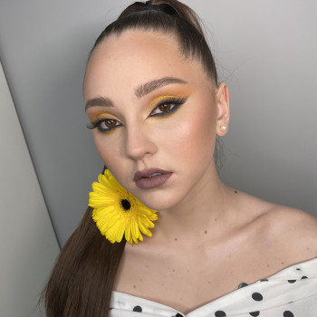 Макіяж професійний
                    Візажист Вера Харків