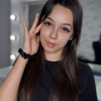 Нарощення вій
                    Мастер перманентного макияжа Віталія Ивано-Франковск