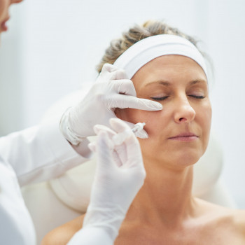 Ботулінотерапія
                    Студія татуажу Школа-студия Татьяны Поливановой Одеса